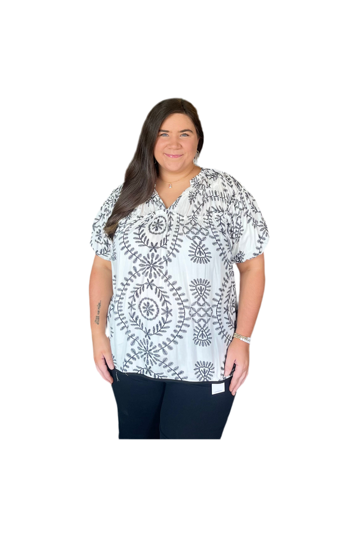 Black and White Boho Bloom Top by Gigio