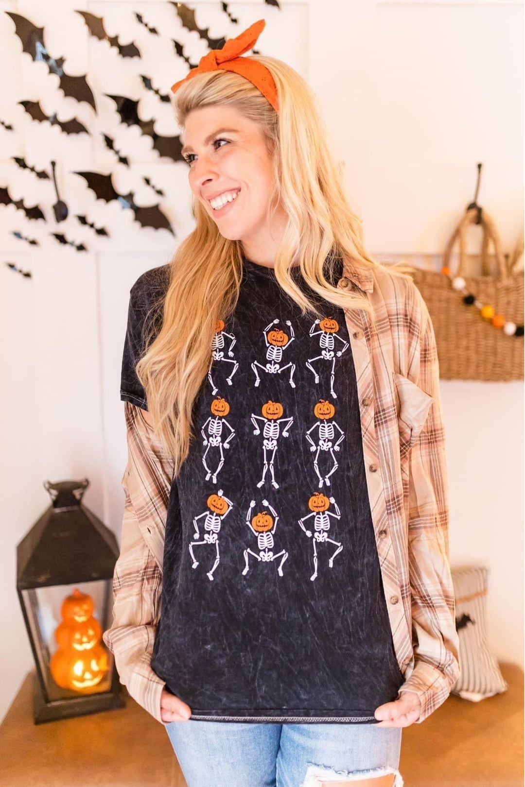 Dancing Pumpkin Heads - Vintage Dragonfly