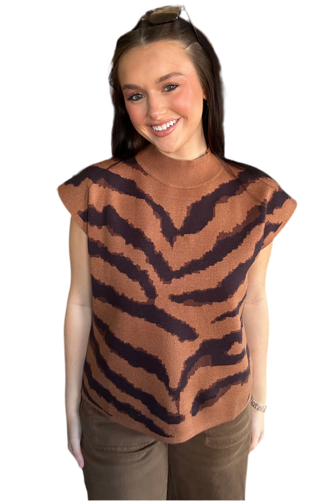 ENTRO Animal Pattern Knit Top – Short Sleeve Mock Neck Sweater in Relaxed Silhouette