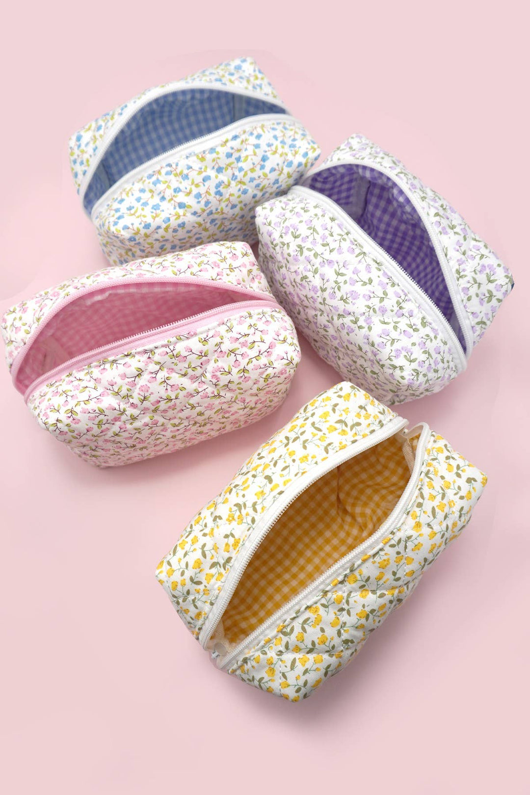 JOSSLYN by wall to wall - DITSY QUILTED COTTON FLORAL COSMETIC POUCH BAG | Pink