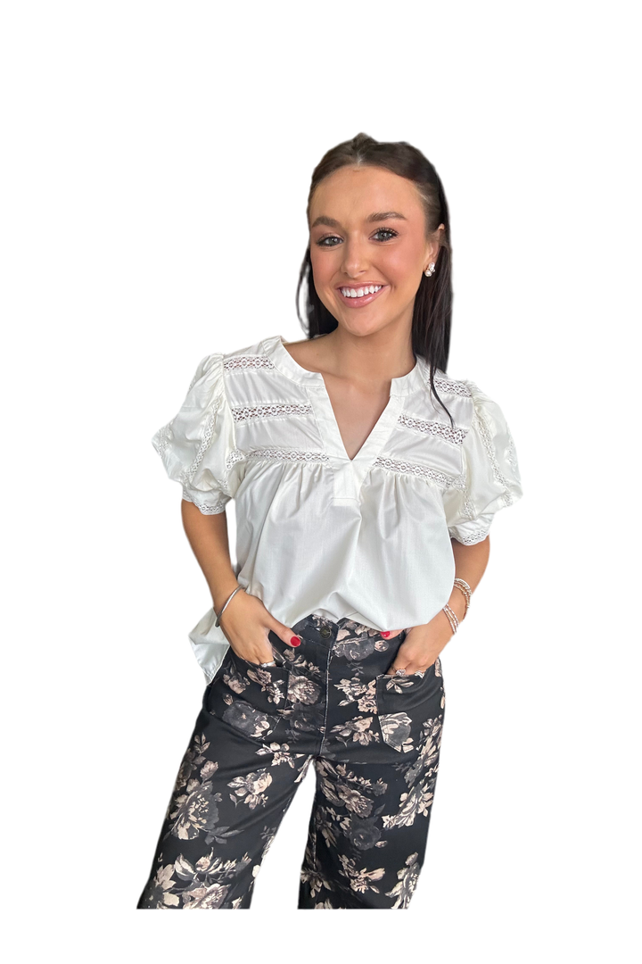 Entro Black Patch Pocket Floral Print Mid-rise Ankle Pants - Floral Print with Everyday Chill Vibes