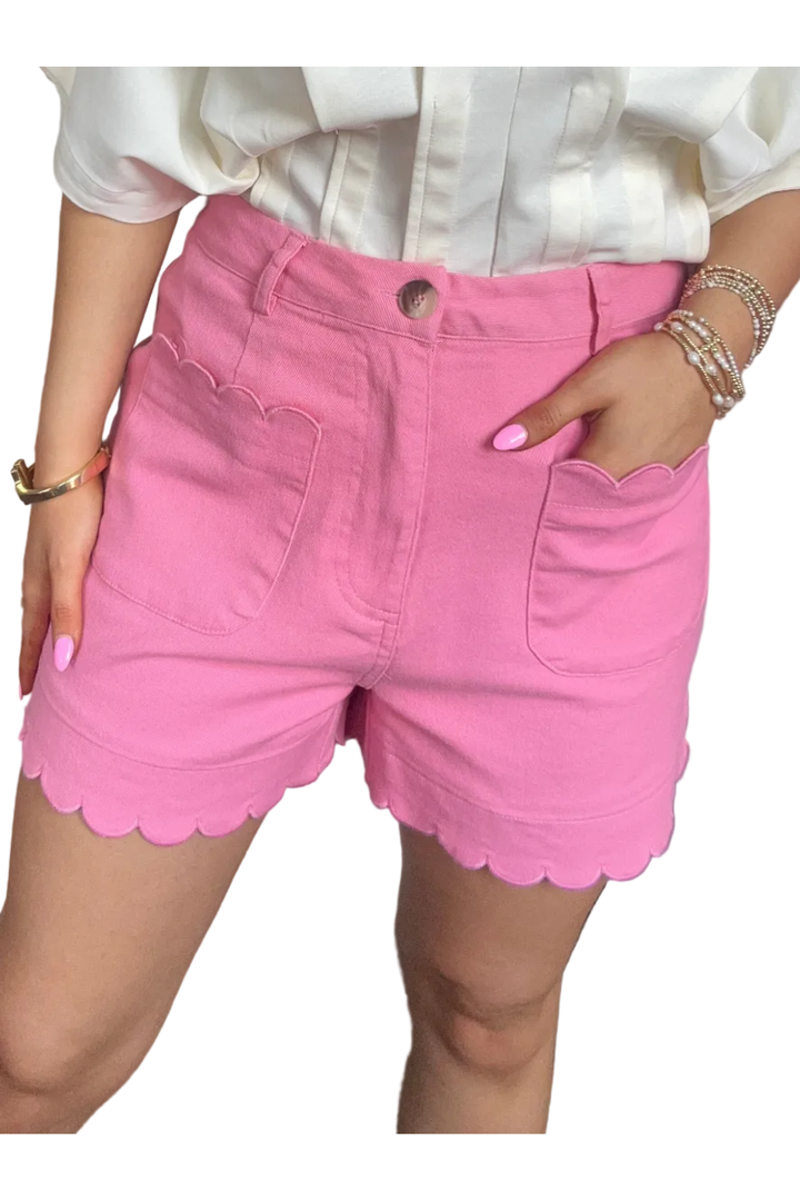 Entro Scalloped Hem High Waist Shorts – Off White &amp; Pink - Vintage Dragonfly Boutique
