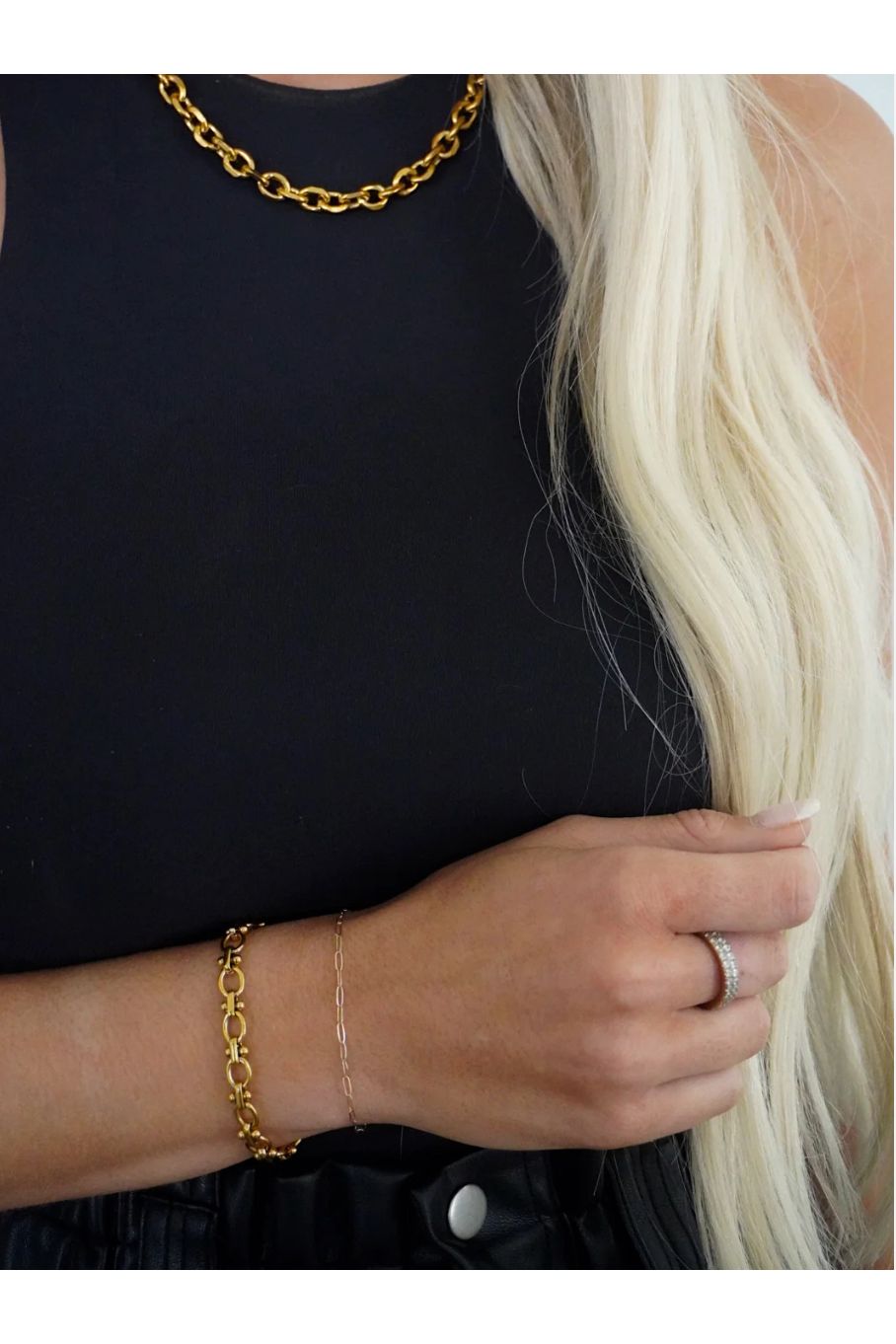 Chansutt Pearls Bracelets