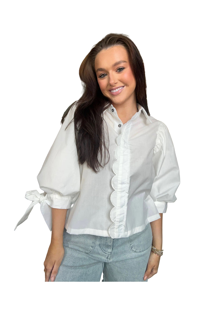 Scalloped Trim 3/4 Sleeve Button Front Top | Entro - Vintage Dragonfly Boutique
