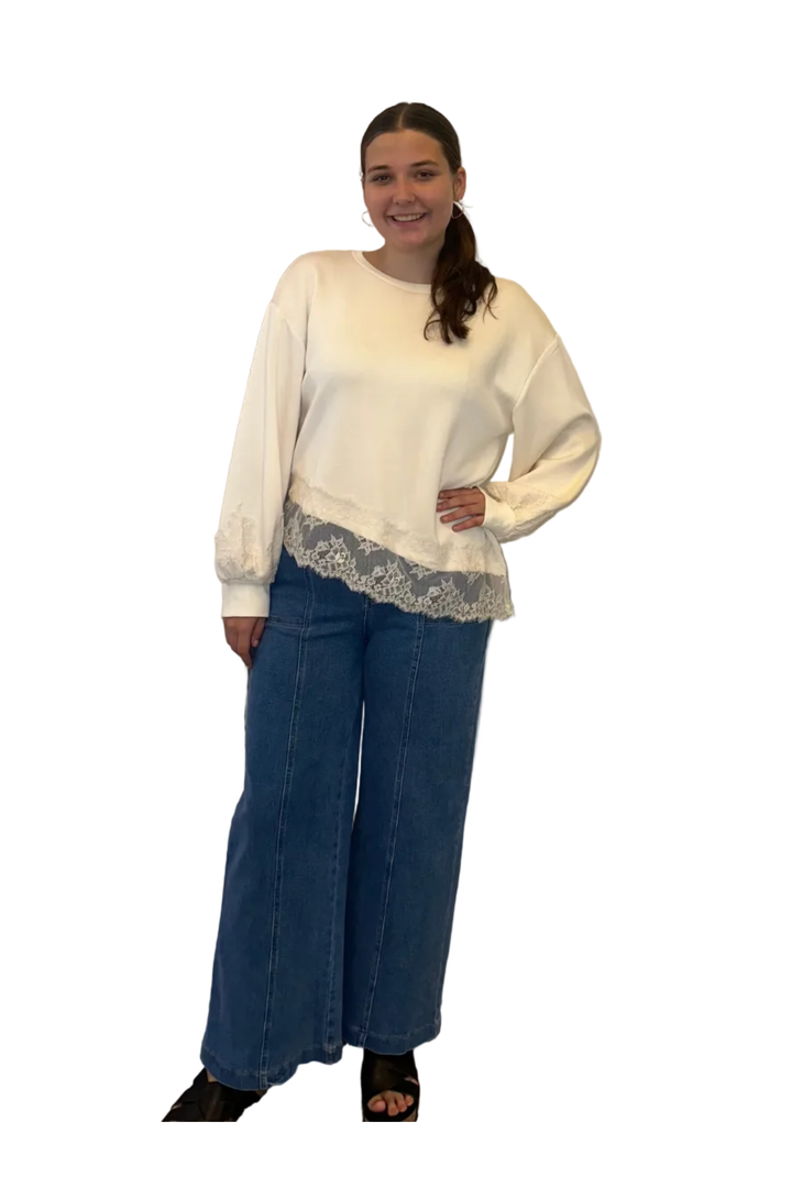 Entro Lace Hem Pullover Top