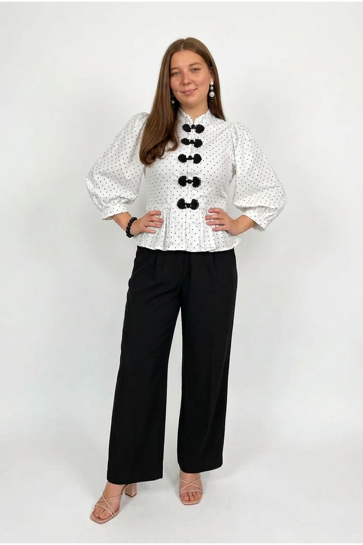 Entro Frog Closure Peplum Blouse
