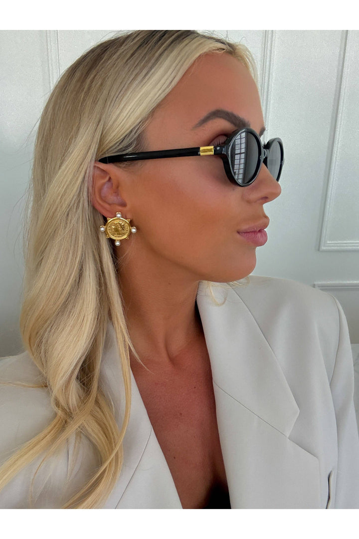 CHANSUTTPEARLS - PEARL COIN EARRINGS