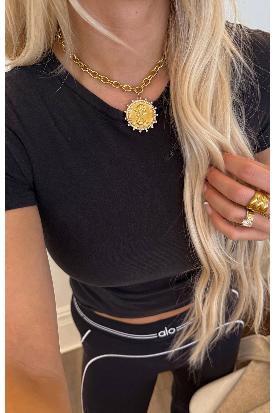 CHANSUTTPEARLS - SMALL COIN NECKLACE