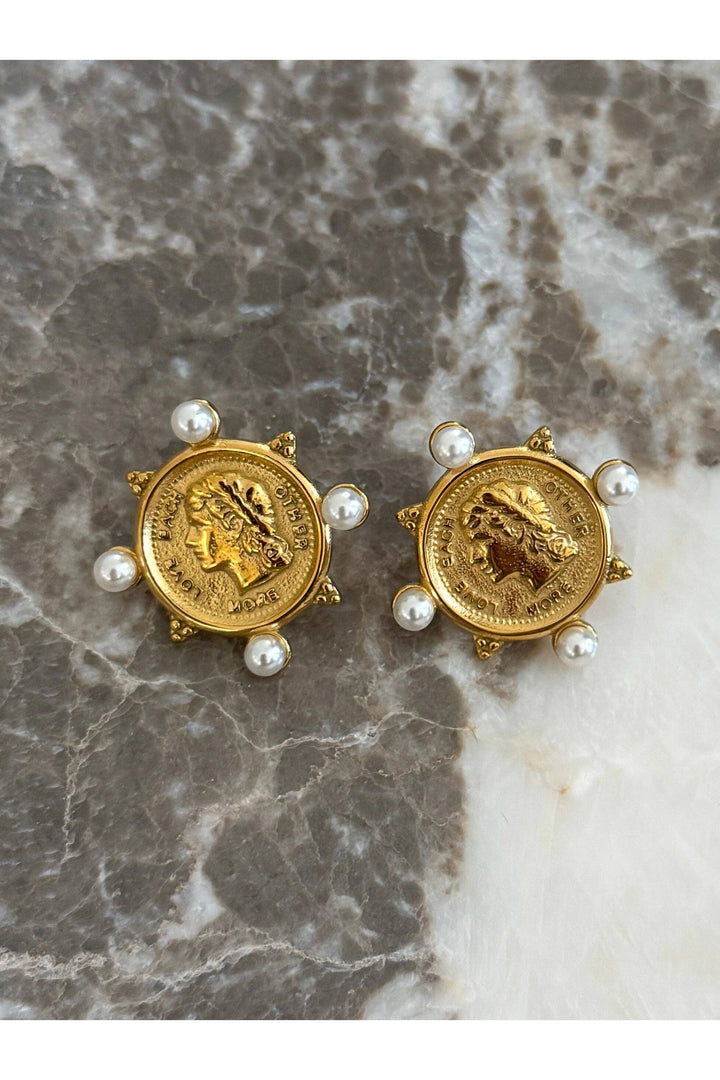 CHANSUTTPEARLS - PEARL COIN EARRINGS