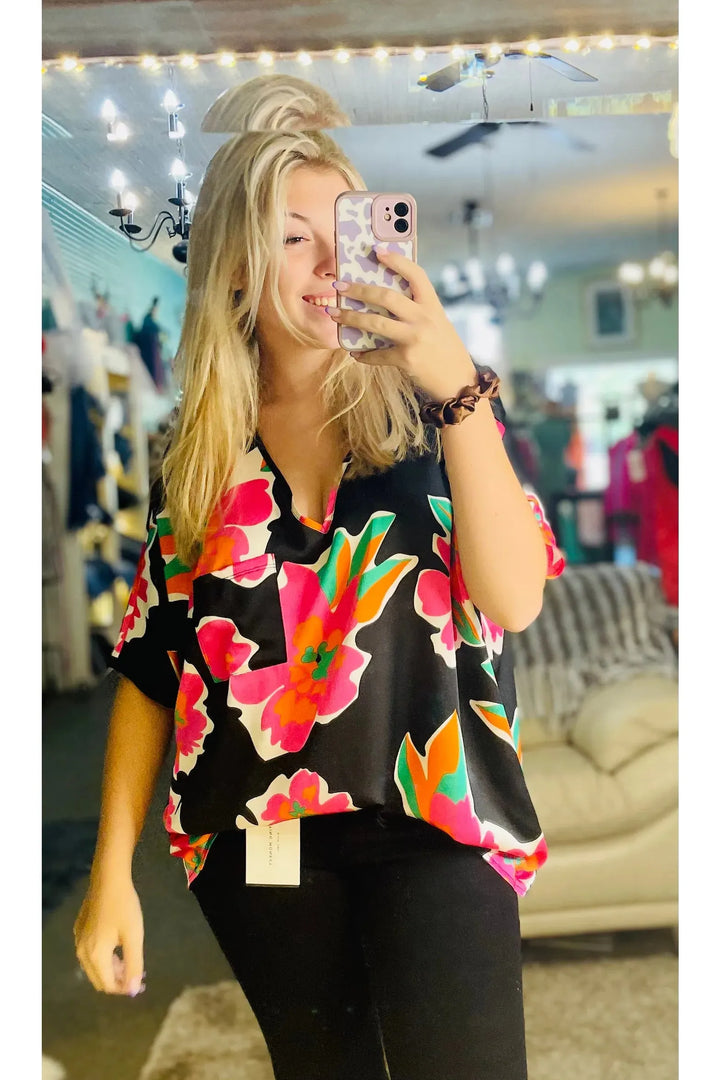 Jodifl Black Top with Flower Pattern - Vintage Dragonfly