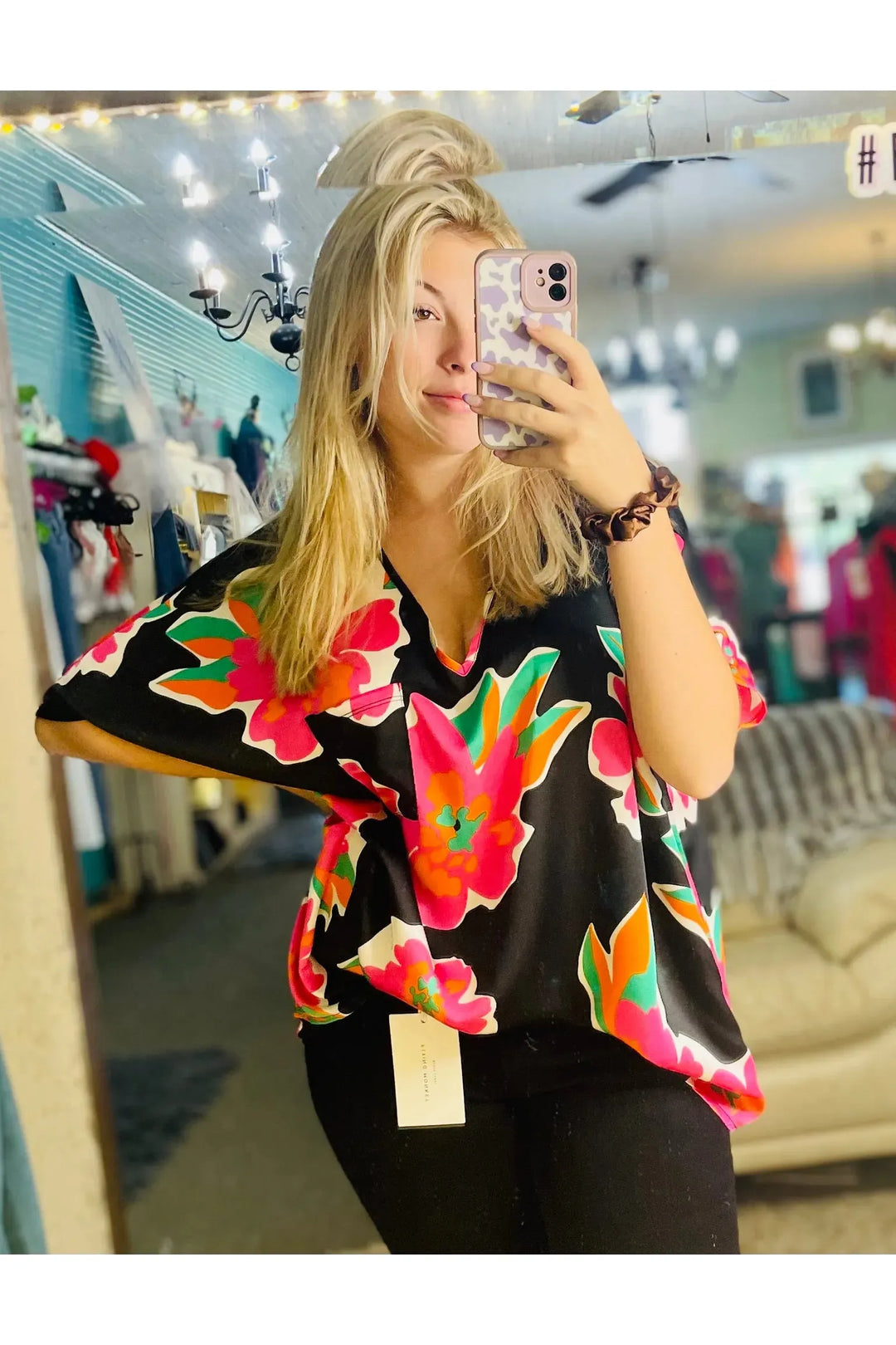Jodifl Black Top with Flower Pattern - Vintage Dragonfly