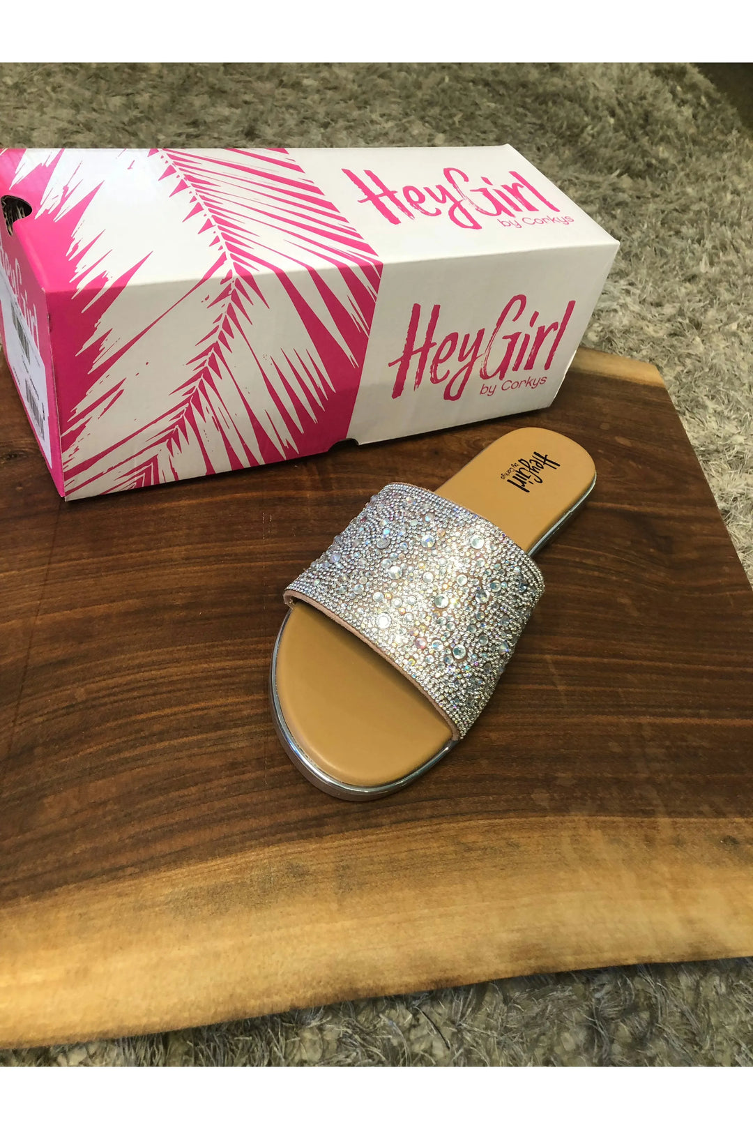 Pizzazz Bling Sandals - Vintage Dragonfly