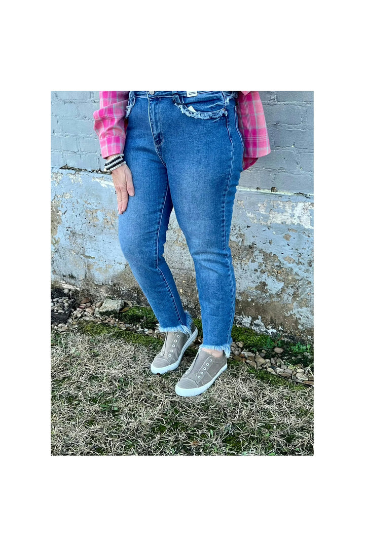 Judy Blue Amanda High Rise Frayed Pocket Slim Fit Jeans-Bottoms-Judy Blue-Vintage Dragonfly-Women’s Fashion Boutique Located in Sumrall, Mississippi