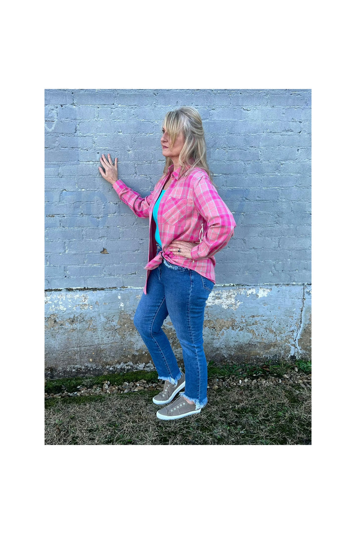 Judy Blue Amanda High Rise Frayed Pocket Slim Fit Jeans-Bottoms-Judy Blue-Vintage Dragonfly-Women’s Fashion Boutique Located in Sumrall, Mississippi