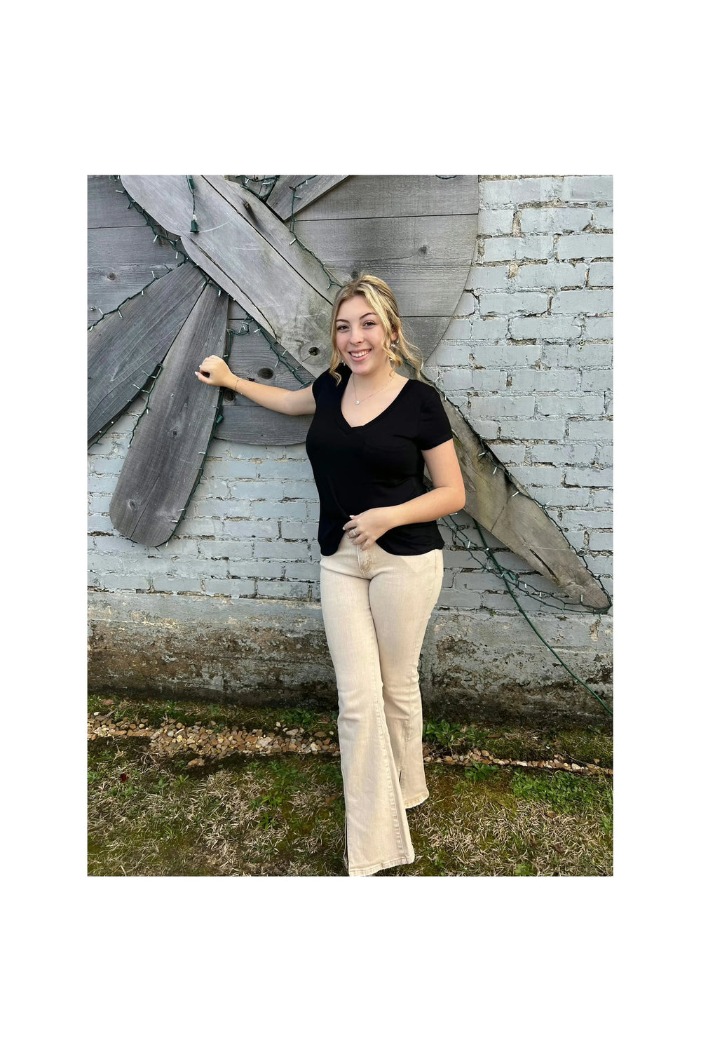 Cream Mid rise Flare by Vervet-Bottoms-Vervet by Flying Monkey-Vintage Dragonfly-Women’s Fashion Boutique Located in Sumrall, Mississippi