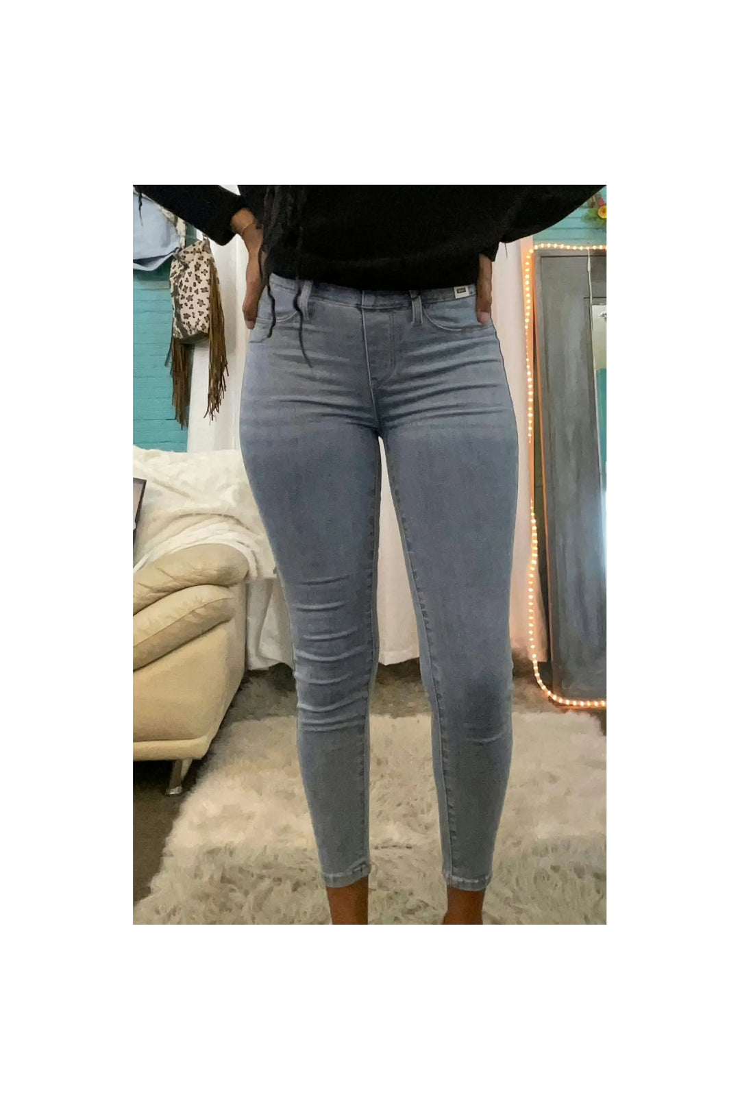 Judy Blue Mid-rise Skinny Jeggings-Bottoms-Judy Blue-Vintage Dragonfly-Women’s Fashion Boutique Located in Sumrall, Mississippi